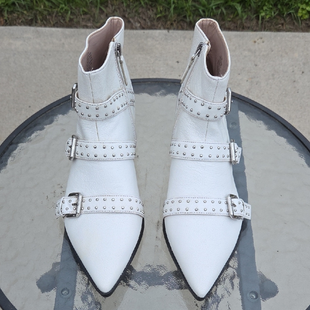 NINE WEST Studded Pointed Toe Women’s Ankle Boots Sz 10.5